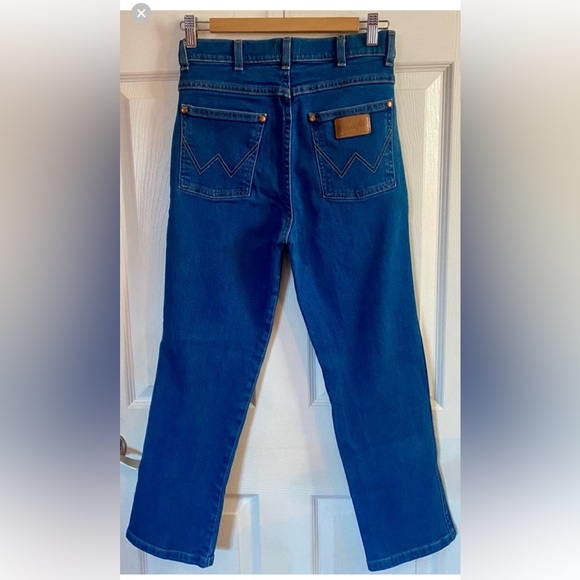 Wrangler High Rise Heritage Fit Jeans - Picture 5 of 6